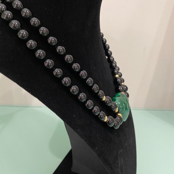 Beaded statement necklace - Picture 2 of 3